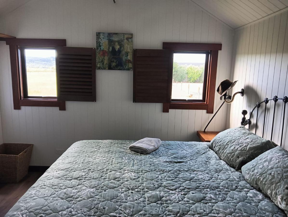 The Hut 56 Villa Whitianga Exteriör bild